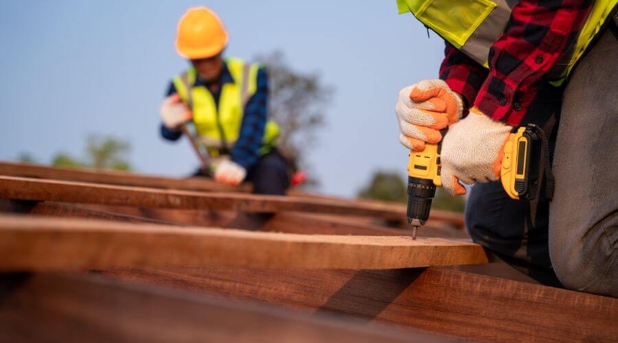 Professional Flat Roofing Installation in Friendship, OH